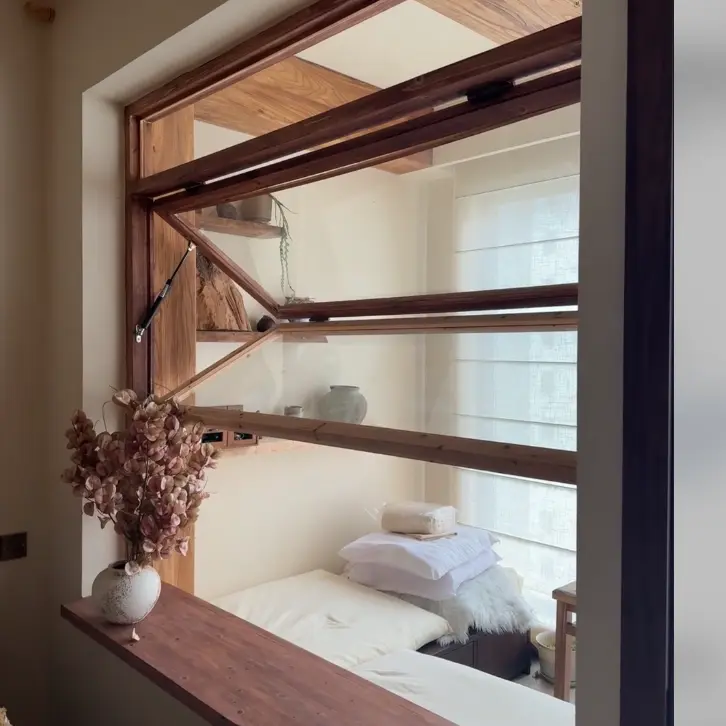 Janelas com dobradiças superiores em liga de alumínio